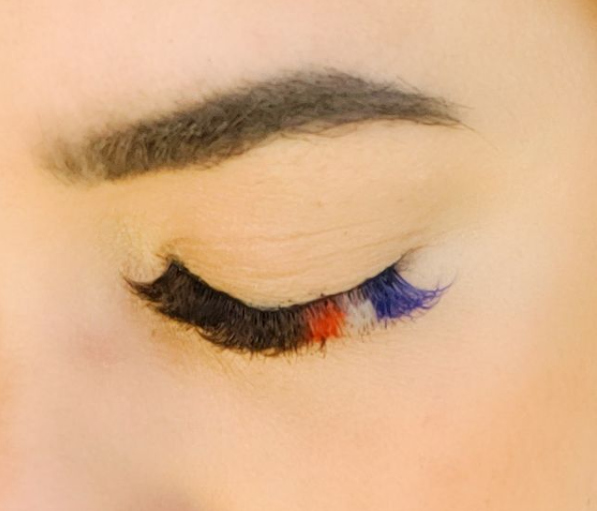 WHY YOU SHOULD ADD COLORED EYELASH EXTENSIONS TO YOUR BUSINESS